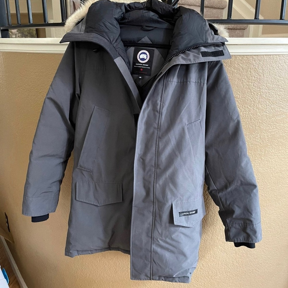 Like-new graphite Canadian Goose parka. Bought for $1,150. Great condition.